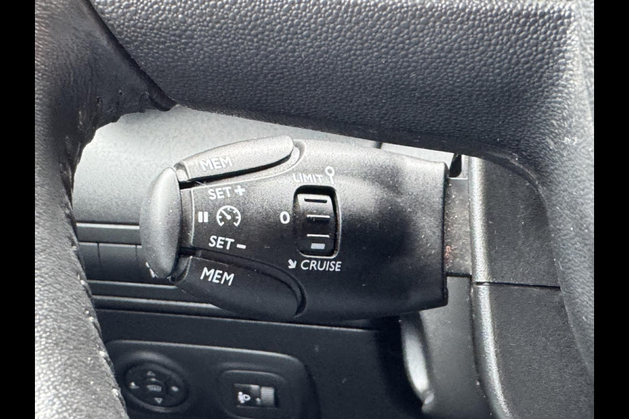 Citroën C3 Aircross 1.2 PureTech S&S Shine | Panoramadak | Head-Up Display | 360* Camera | Navigatie |