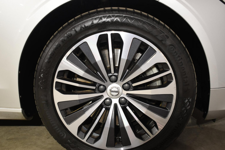 Volvo V90 T4 Business Luxury+ / Adaptive Cruise control / Elektrisch Panoramadak / Trekhaak / Stoelverwarming voor+achter / Verwarmde achterbank / Achteruitrijcamera / Elek. stoelen / Geheugen bestuurdersstoel