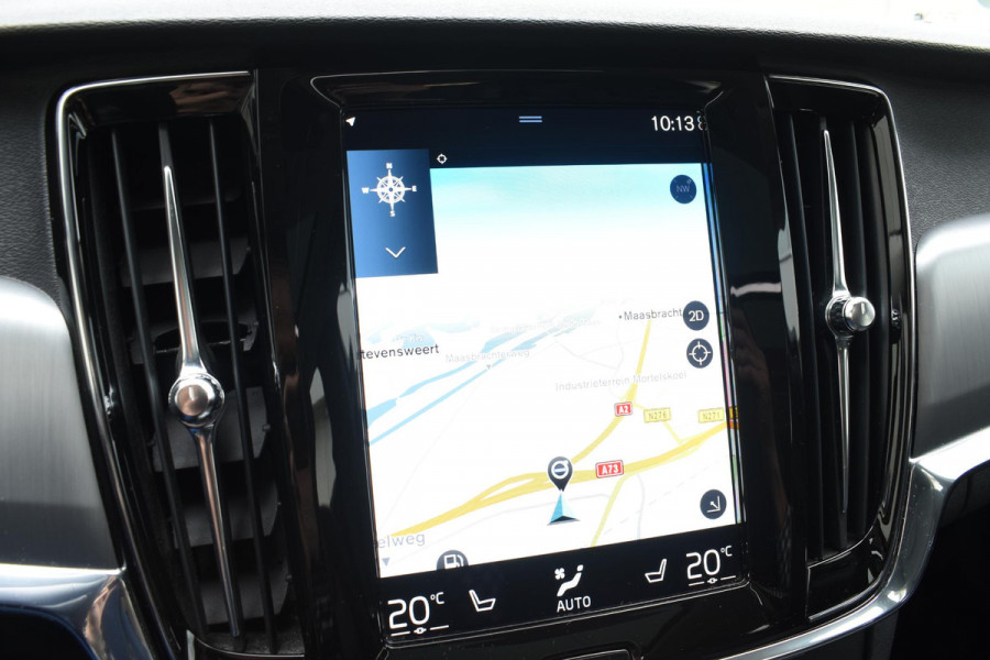 Volvo V90 T4 Business Luxury+ / Adaptive Cruise control / Elektrisch Panoramadak / Trekhaak / Stoelverwarming voor+achter / Verwarmde achterbank / Achteruitrijcamera / Elek. stoelen / Geheugen bestuurdersstoel