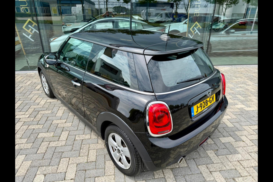 MINI Cooper 1.5 Pepper, NAP, 1e Eigenaar, CarPlay, Dealer Onderhouden