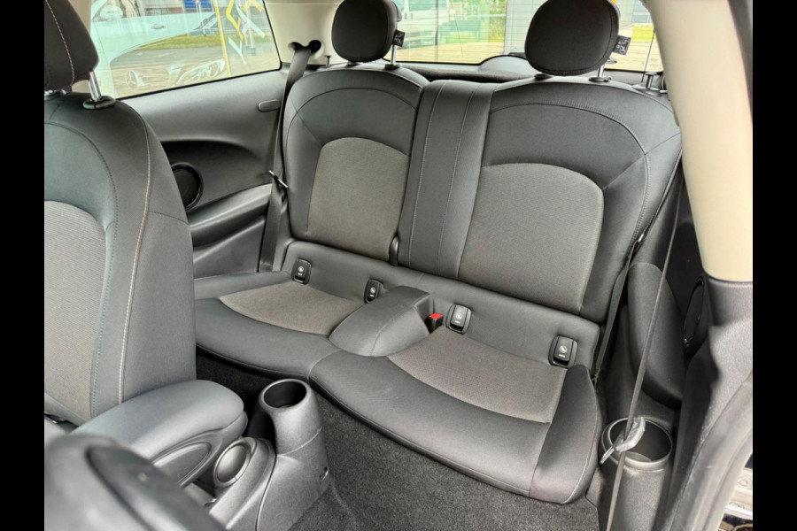 MINI Cooper 1.5 Pepper, NAP, 1e Eigenaar, CarPlay, Dealer Onderhouden