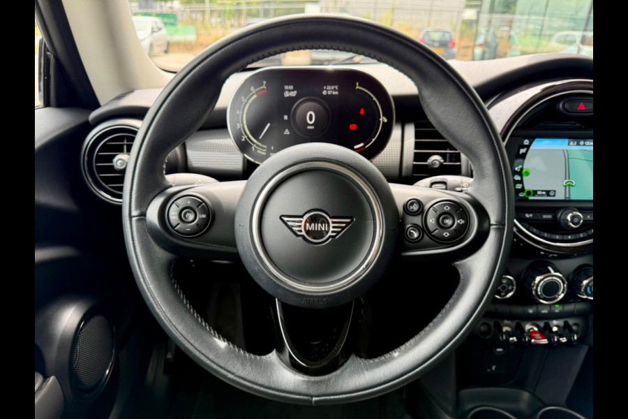 MINI Cooper 1.5 Pepper, NAP, 1e Eigenaar, CarPlay, Dealer Onderhouden