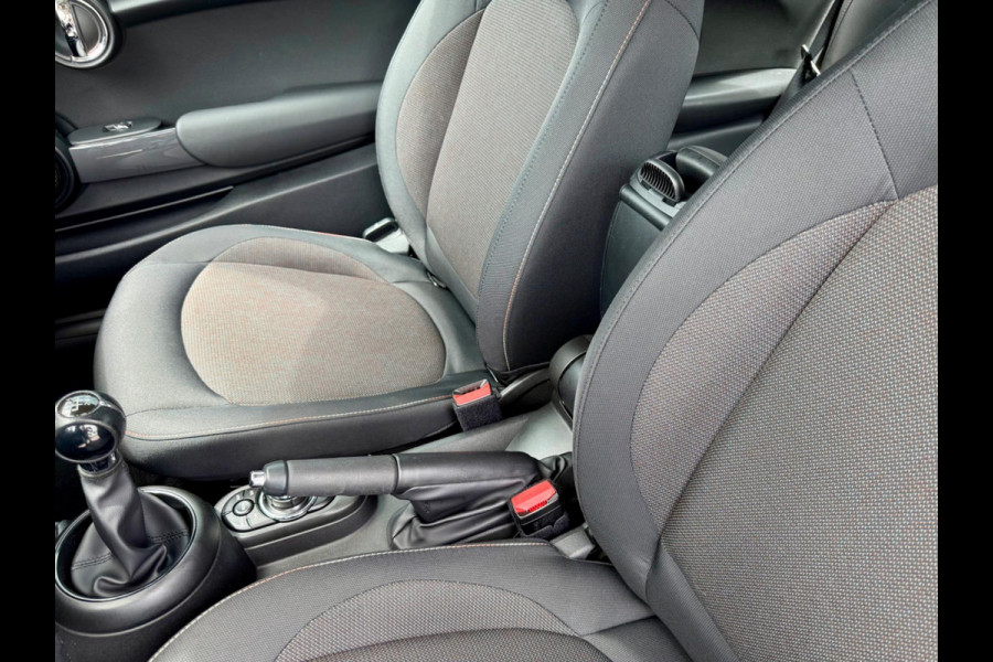 MINI Cooper 1.5 Pepper, NAP, 1e Eigenaar, CarPlay, Dealer Onderhouden