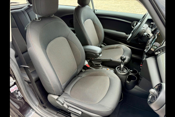 MINI Cooper 1.5 Pepper, NAP, 1e Eigenaar, CarPlay, Dealer Onderhouden