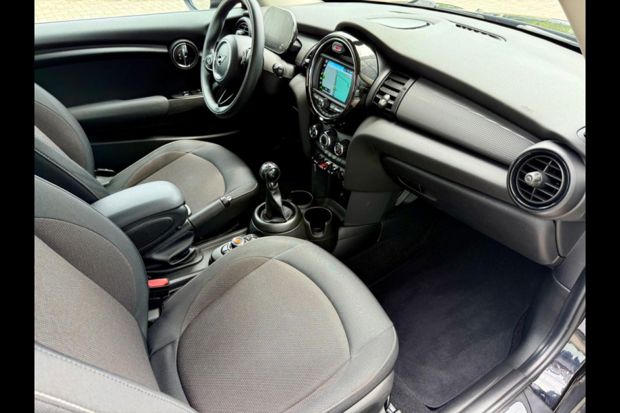 MINI Cooper 1.5 Pepper, NAP, 1e Eigenaar, CarPlay, Dealer Onderhouden