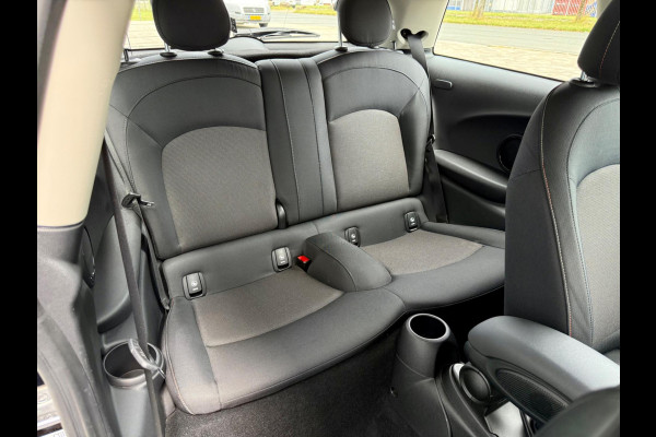 MINI Cooper 1.5 Pepper, NAP, 1e Eigenaar, CarPlay, Dealer Onderhouden