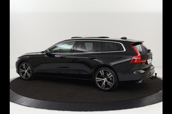 Volvo V60 2.0 T8 Recharge AWD Inscription | Panoramadak | Bowers & Wilkins | Head-Up | Massage | Ventilatie | Trekhaak | 360 Camera | Leder | Carplay | Achterbankverwarming | Navigatie | PHEV