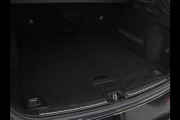 Volvo V60 2.0 T8 Recharge AWD Inscription | Panoramadak | Bowers & Wilkins | Head-Up | Massage | Ventilatie | Trekhaak | 360 Camera | Leder | Carplay | Achterbankverwarming | Navigatie | PHEV
