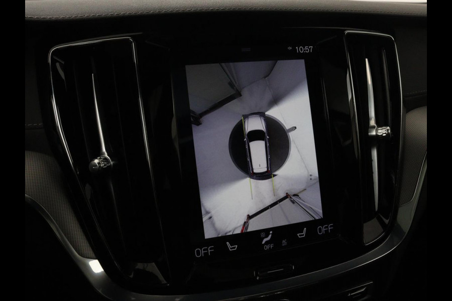 Volvo V60 2.0 T8 Recharge AWD Inscription | Panoramadak | Bowers & Wilkins | Head-Up | Massage | Ventilatie | Trekhaak | 360 Camera | Leder | Carplay | Achterbankverwarming | Navigatie | PHEV