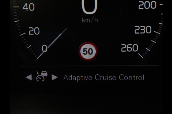 Volvo V60 2.0 T8 Recharge AWD Inscription | Panoramadak | Bowers & Wilkins | Head-Up | Massage | Ventilatie | Trekhaak | 360 Camera | Leder | Carplay | Achterbankverwarming | Navigatie | PHEV