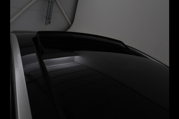 Volvo V60 2.0 T8 Recharge AWD Inscription | Panoramadak | Bowers & Wilkins | Head-Up | Massage | Ventilatie | Trekhaak | 360 Camera | Leder | Carplay | Achterbankverwarming | Navigatie | PHEV