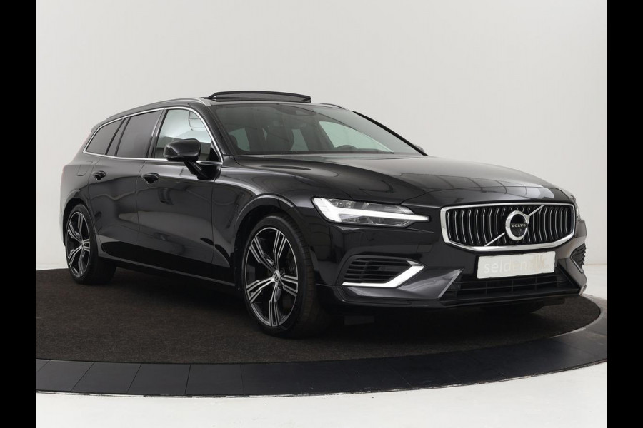 Volvo V60 2.0 T8 Recharge AWD Inscription | Panoramadak | Bowers & Wilkins | Head-Up | Massage | Ventilatie | Trekhaak | 360 Camera | Leder | Carplay | Achterbankverwarming | Navigatie | PHEV