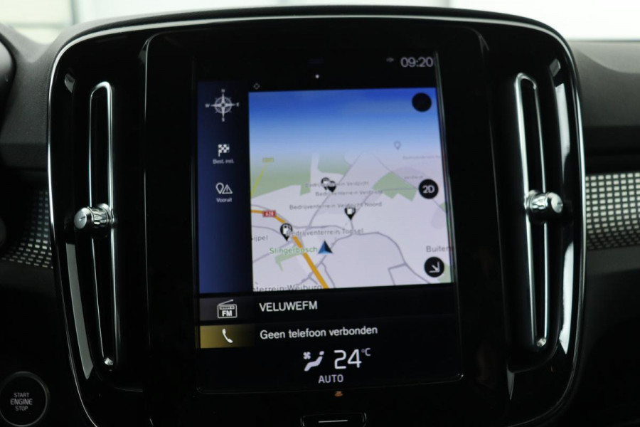 Volvo XC40 1.5 T3 R-Design | Leder/Alcantara | Full LED | Navigatie | PDC | Climate control | Getint glas | Cruise control