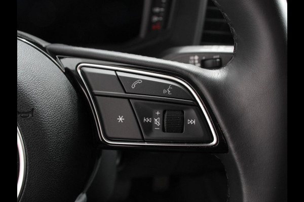 Audi A1 Sportback 30 TFSI 110pk Automaat Advanced Climate Control Navigatie Apple Carplay/Android Auto Voorstoelen verwarmd Cruise control Lichtmetalen velgen Two Tone