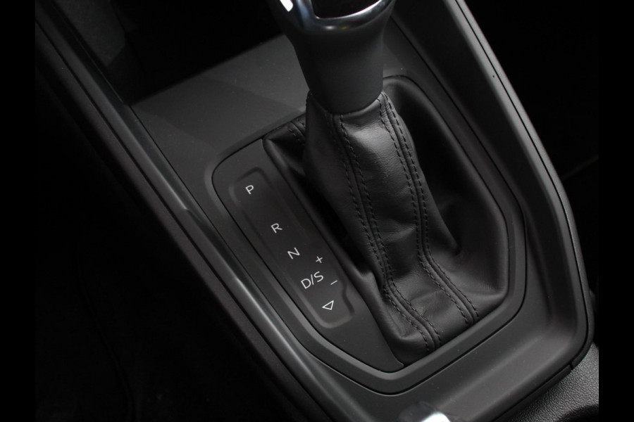 Audi A1 Sportback 30 TFSI 110pk Automaat Advanced Climate Control Navigatie Apple Carplay/Android Auto Voorstoelen verwarmd Cruise control Lichtmetalen velgen Two Tone