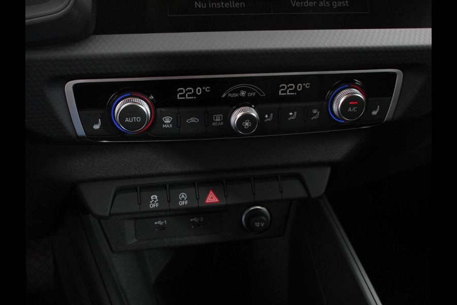 Audi A1 Sportback 30 TFSI 110pk Automaat Advanced Climate Control Navigatie Apple Carplay/Android Auto Voorstoelen verwarmd Cruise control Lichtmetalen velgen Two Tone