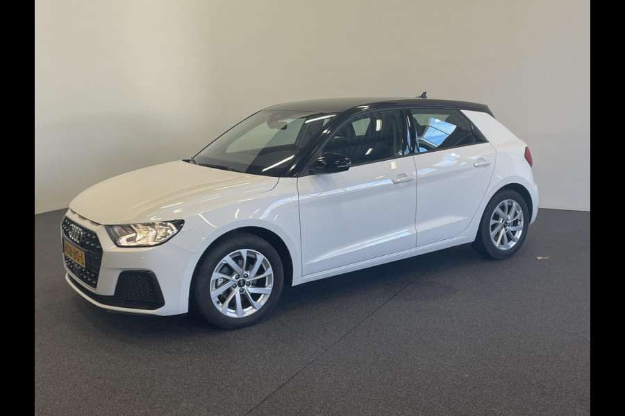 Audi A1 Sportback 30 TFSI 110pk Automaat Advanced Climate Control Navigatie Apple Carplay/Android Auto Voorstoelen verwarmd Cruise control Lichtmetalen velgen Two Tone