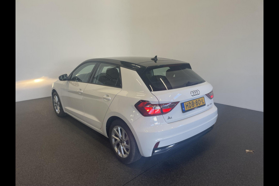 Audi A1 Sportback 30 TFSI 110pk Automaat Advanced Climate Control Navigatie Apple Carplay/Android Auto Voorstoelen verwarmd Cruise control Lichtmetalen velgen Two Tone