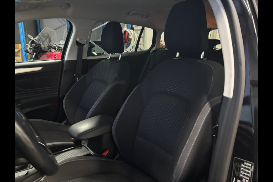 Ford FOCUS Wagon 1.0 EcoBoost Hybrid Trend Edition Business Airco | Cruise | Navi | Camera | Trekhaak