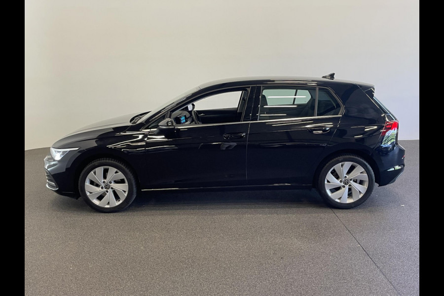 Volkswagen Golf 1.5 eTSI Style Airco ECC Carplay Navi Adaptive Crusie Control Massagestoel AGR Ambiente verlichting