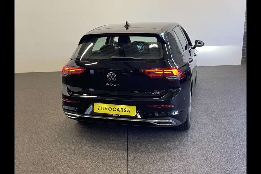 Volkswagen Golf 1.5 eTSI Style Airco ECC Carplay Navi Adaptive Crusie Control Massagestoel AGR Ambiente verlichting