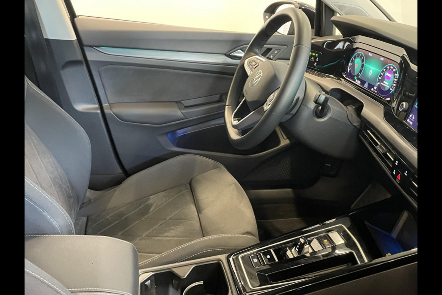 Volkswagen Golf 1.5 eTSI Style Airco ECC Carplay Navi Adaptive Crusie Control Massagestoel AGR Ambiente verlichting