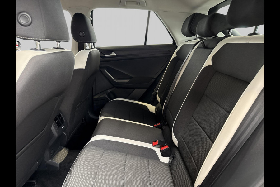 Volkswagen T-Roc 1.5 TSI Sport | Apple Carplay/Android Auto | ACC | Virtual Cockpit |