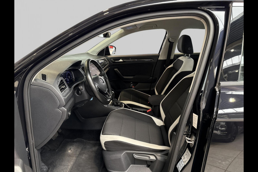 Volkswagen T-Roc 1.5 TSI Sport | Apple Carplay/Android Auto | ACC | Virtual Cockpit |