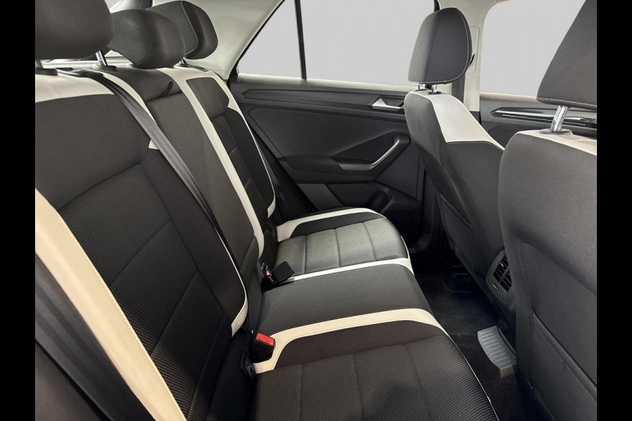 Volkswagen T-Roc 1.5 TSI Sport | Apple Carplay/Android Auto | ACC | Virtual Cockpit |