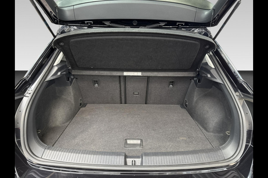 Volkswagen T-Roc 1.5 TSI Sport | Apple Carplay/Android Auto | ACC | Virtual Cockpit |