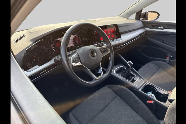 Volkswagen Golf 1.0 TSI Life  | navigatie | ACC | LED | Apple Carplay/Android Auto