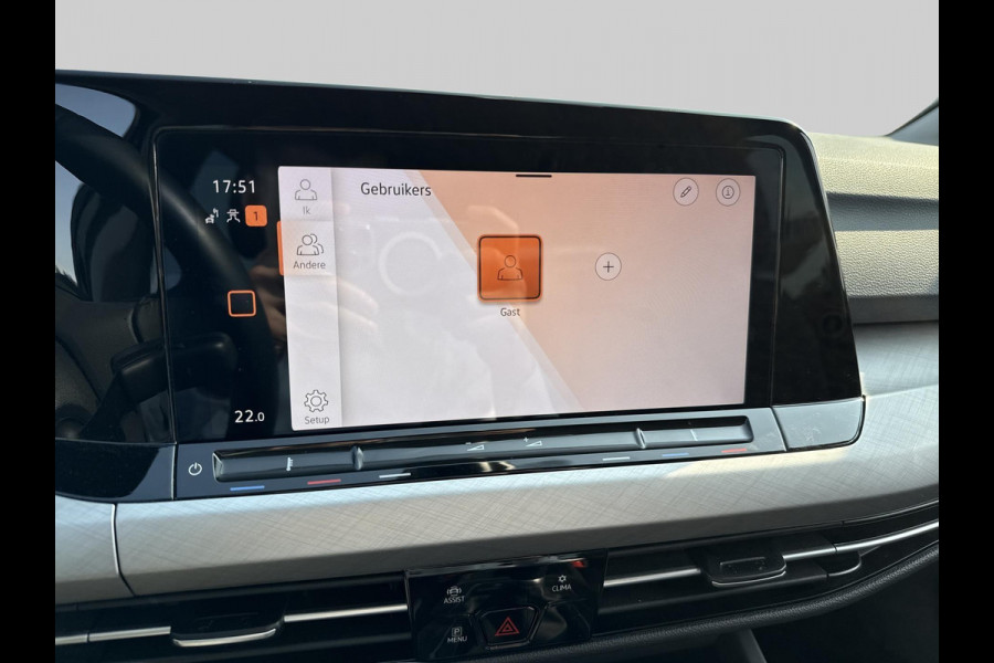 Volkswagen Golf 1.0 TSI Life  | navigatie | ACC | LED | Apple Carplay/Android Auto