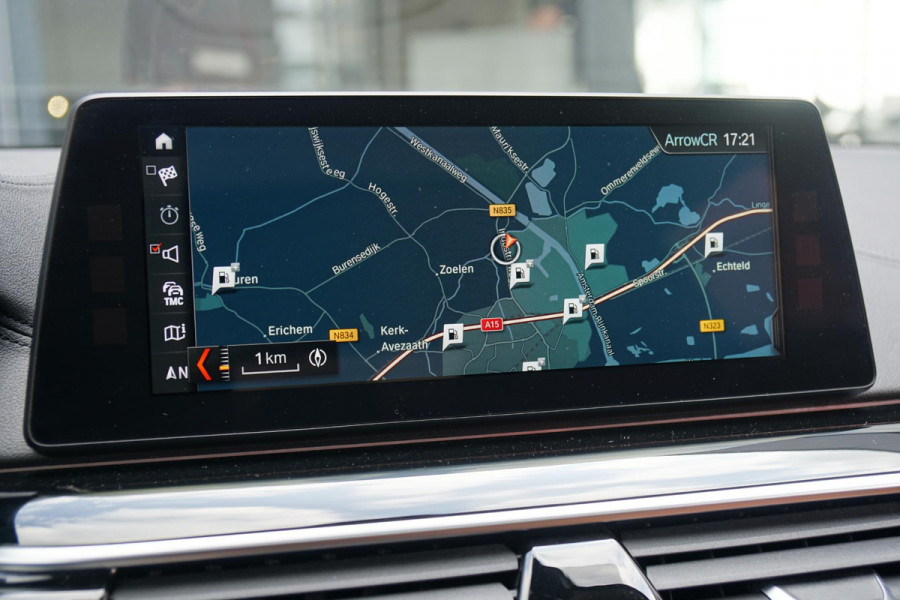 BMW 5 Serie Touring 530i xDrive Executive + PANO / ADAPTIEVE DEMPING / CAMERA / DODEHOEKDETECTIE / DEALER ONDERHOUDEN