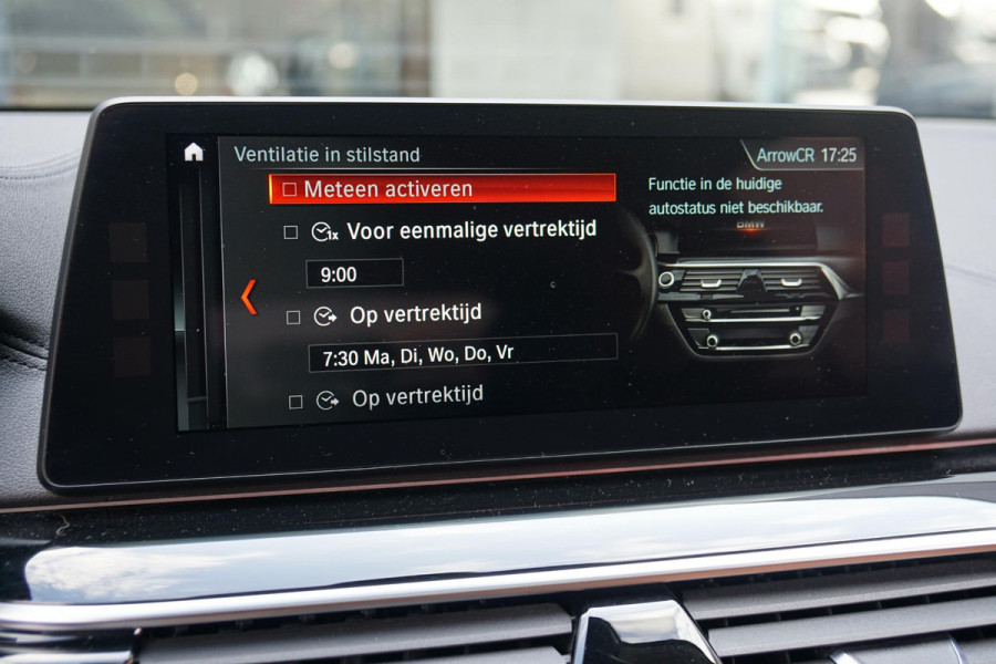 BMW 5 Serie Touring 530i xDrive Executive + PANO / ADAPTIEVE DEMPING / CAMERA / DODEHOEKDETECTIE / DEALER ONDERHOUDEN