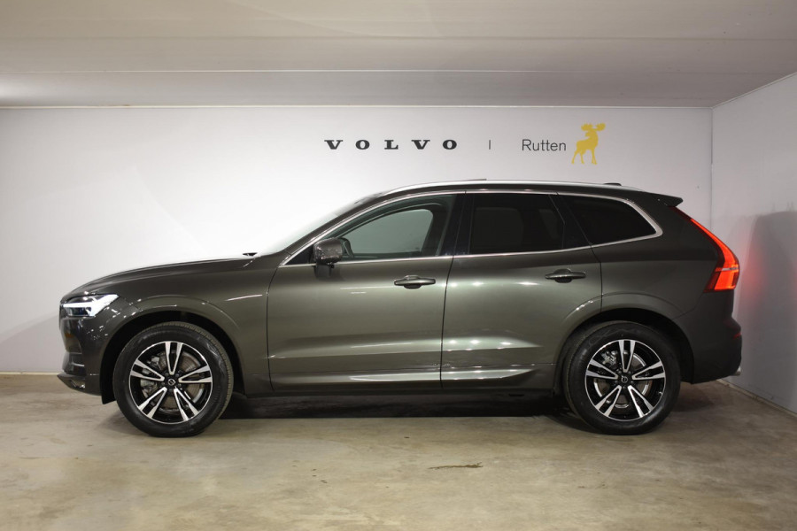 Volvo XC60 B5 250PK Momentum Exclusive / Navigatie / Adaptieve Cruisecontrol / 360 Camera / Head Up Display / Panorama Dak /  LM Velgen /