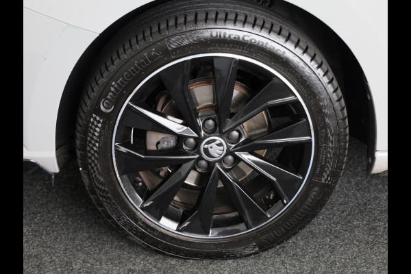 Škoda Fabia 1.0 TSI Monte Carlo 95pk | Navigatie | 16 inch lichtmetalen velgen | Cruise controle | 1e eigenaar