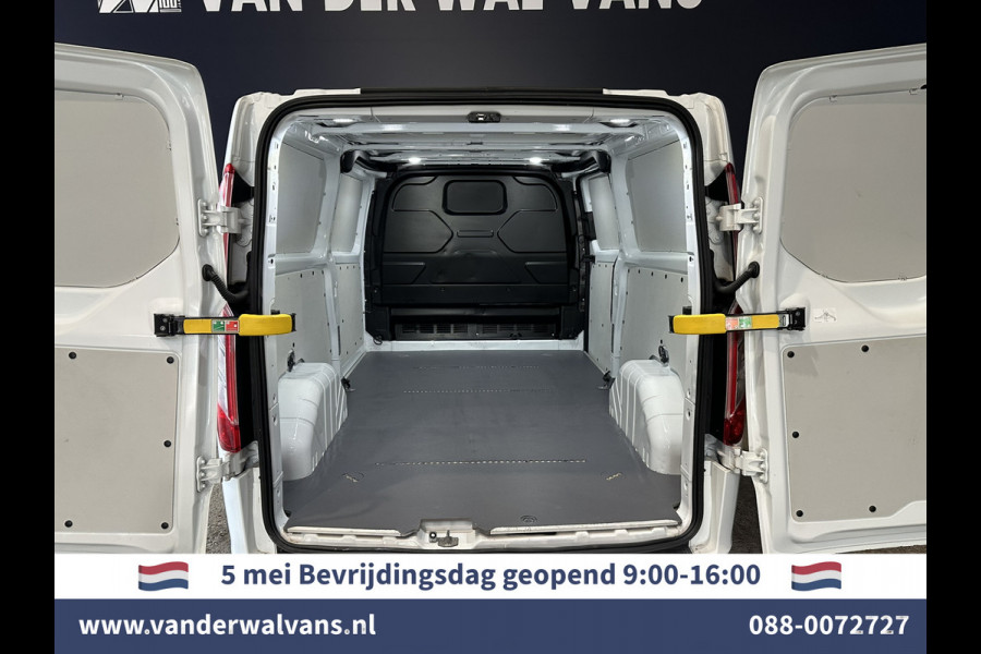 Ford Transit Custom 2.0 TDCI 130pk L2H1 Euro6 Airco | Camera | Navigatie | LED | Apple Carplay | Android Auto Cruisecontrol, Stoelverwarming, Verwarmde voorruit, Parkeersensoren, Bijrijdersbank, 2800kg trekvermogen