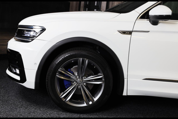 Volkswagen Tiguan 1.4 TSI 4Motion R Line / AUT / Memory / Elek Stoelen / Navi / F1 / Camera / Head Up / Leder / Led / Pano / 19 In
