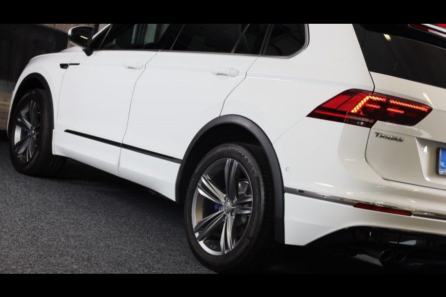 Volkswagen Tiguan 1.4 TSI 4Motion R Line / AUT / Memory / Elek Stoelen / Navi / F1 / Camera / Head Up / Leder / Led / Pano / 19 In