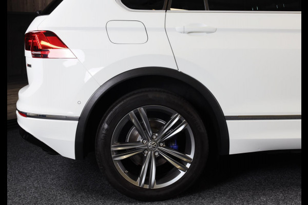 Volkswagen Tiguan 1.4 TSI 4Motion R Line / AUT / Memory / Elek Stoelen / Navi / F1 / Camera / Head Up / Leder / Led / Pano / 19 In