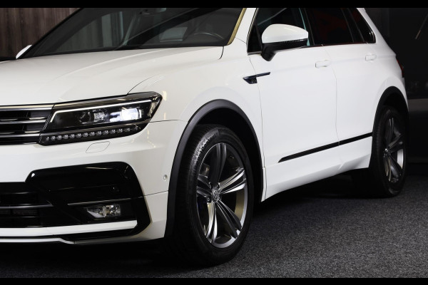 Volkswagen Tiguan 1.4 TSI 4Motion R Line / AUT / Memory / Elek Stoelen / Navi / F1 / Camera / Head Up / Leder / Led / Pano / 19 In