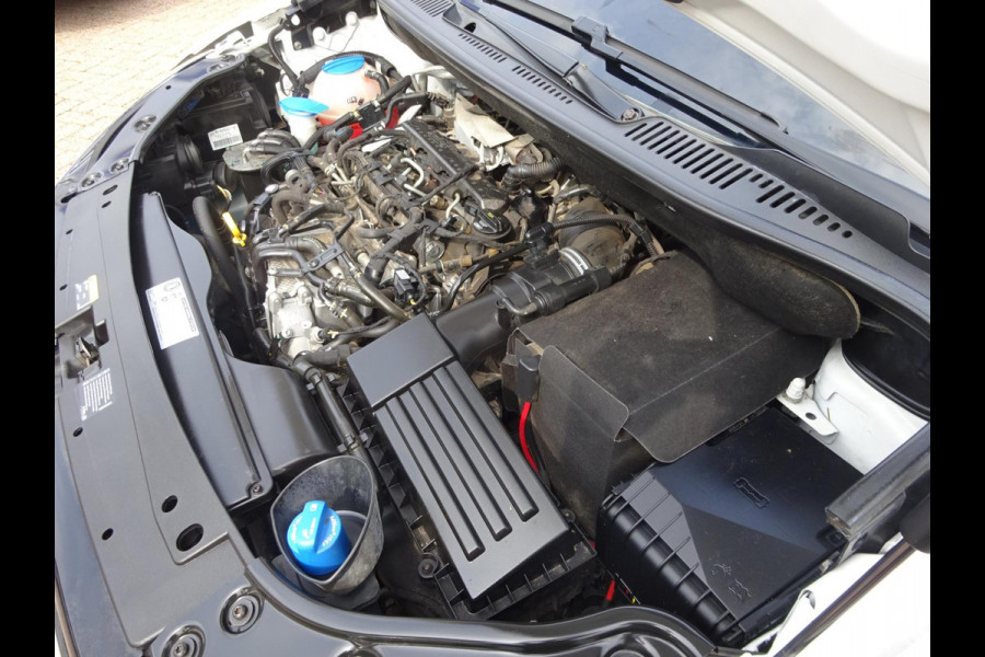 Volkswagen Caddy 2.0 TDI L1H1 BMT EU6 180 PK AIRCO LEDER LMV SIDEBARS NAVIGATIE