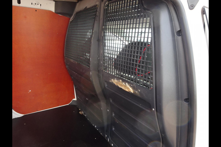 Volkswagen Caddy 2.0 TDI L1H1 BMT EU6 180 PK AIRCO LEDER LMV SIDEBARS NAVIGATIE
