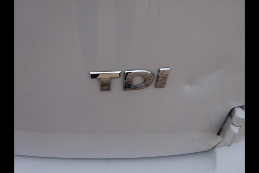 Volkswagen Caddy 2.0 TDI L1H1 BMT EU6 180 PK AIRCO LEDER LMV SIDEBARS NAVIGATIE