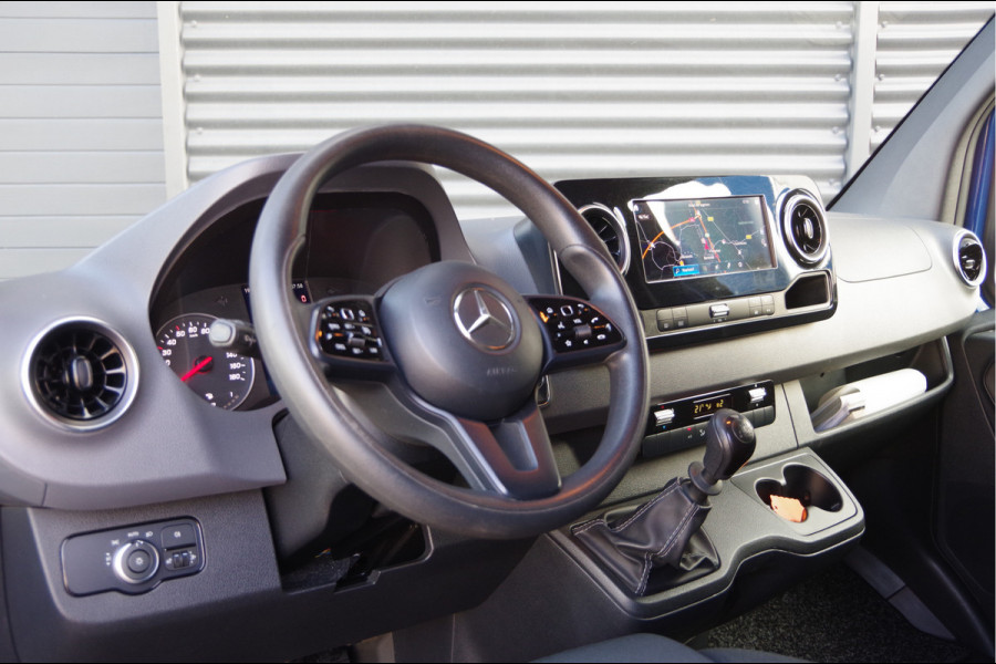 Mercedes-Benz Sprinter 316 2.2 CDI L2H1 TREKHAAK, MBUX 10,25'', CRUISE, STOELVERWARMING, CLIMA, NAVI, COMFORT STOEL