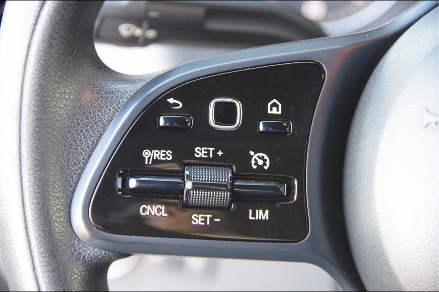 Mercedes-Benz Sprinter 316 2.2 CDI L2H1 TREKHAAK, MBUX 10,25'', CRUISE, STOELVERWARMING, CLIMA, NAVI, COMFORT STOEL