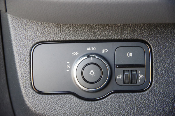Mercedes-Benz Sprinter 316 2.2 CDI L2H1 TREKHAAK, MBUX 10,25'', CRUISE, STOELVERWARMING, CLIMA, NAVI, COMFORT STOEL