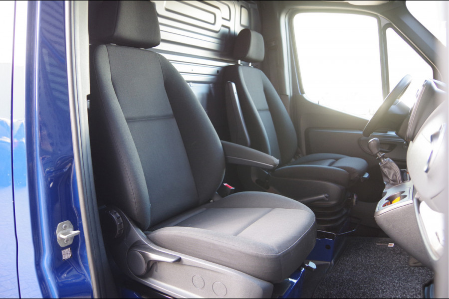 Mercedes-Benz Sprinter 316 2.2 CDI L2H1 TREKHAAK, MBUX 10,25'', CRUISE, STOELVERWARMING, CLIMA, NAVI, COMFORT STOEL