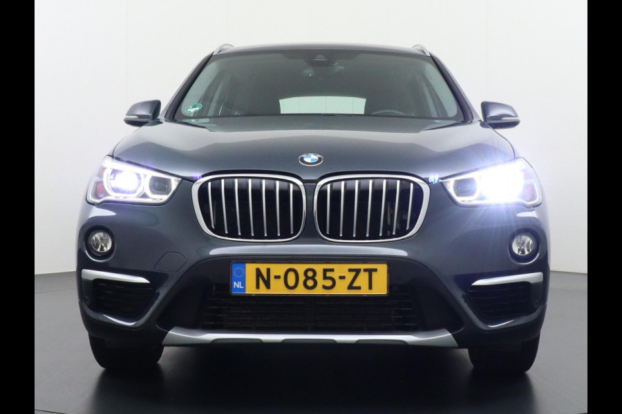 BMW X1 sDrive20i TREKHAAK | ELEK. KOFFER | LEDER | RIJKLAAR INCL. 12 MND. BOVAGGARANTIE