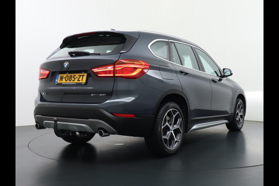 BMW X1 sDrive20i TREKHAAK | ELEK. KOFFER | LEDER | RIJKLAAR INCL. 12 MND. BOVAGGARANTIE